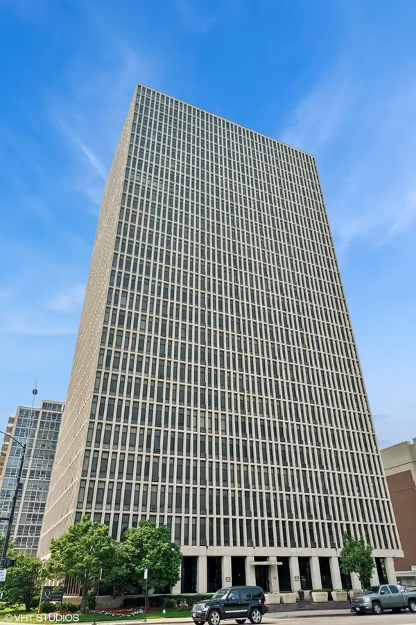 6700 S South Shore Drive #10G, Chicago, IL 60649