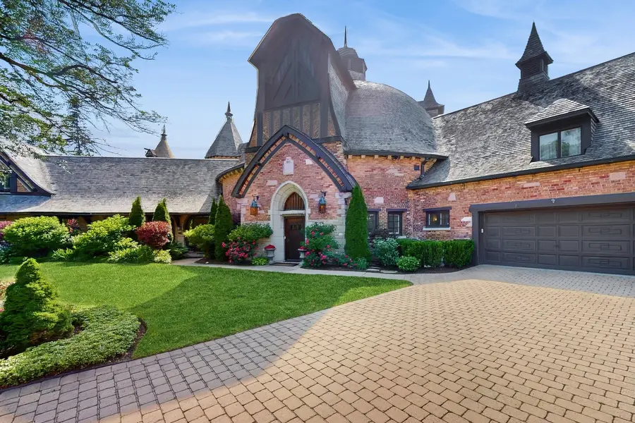 570 Hathaway Circle, Lake Forest, IL 60045 - Image #3