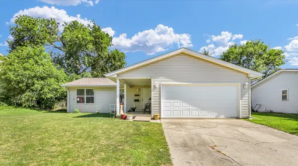 2310 E Country Squire Drive, Urbana, IL 61802