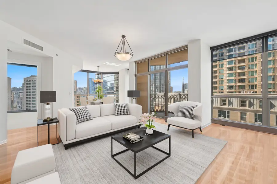 21 E Huron Street #1407, Chicago, IL 60611 - Image #2