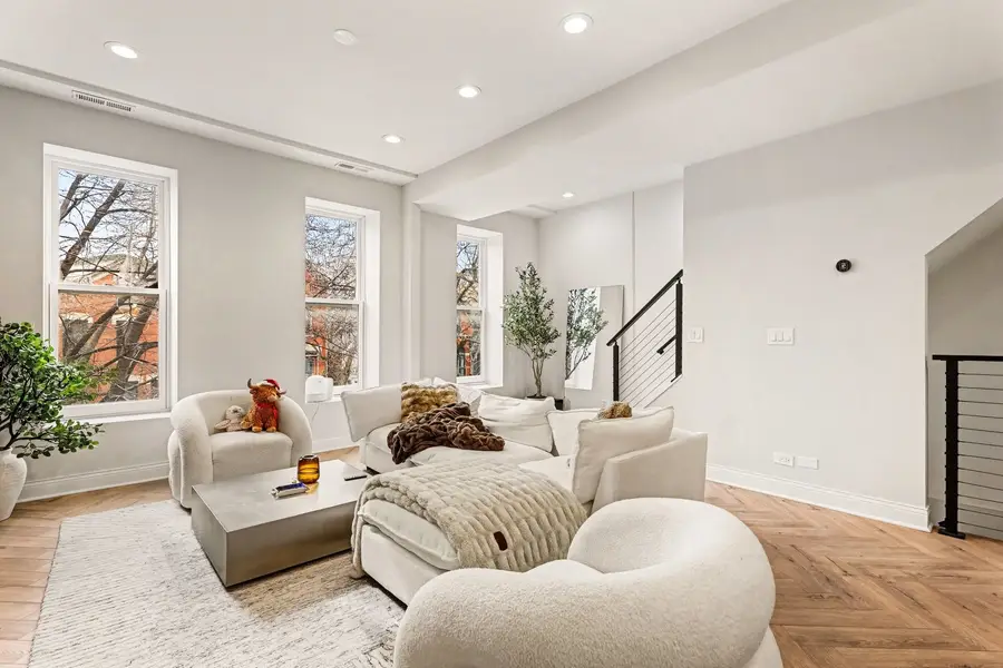 Address Withheld By Seller, Chicago, IL 60622 - #3