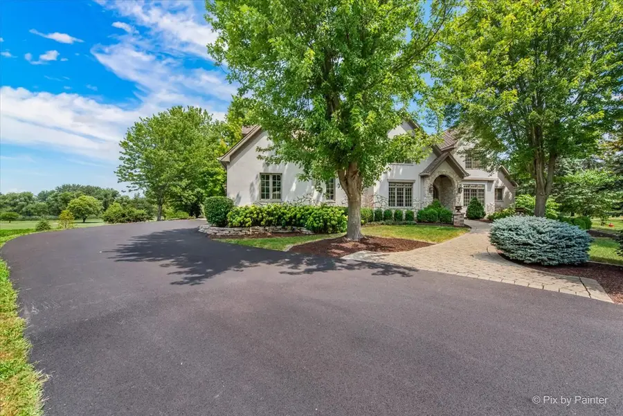 6918 Inverway Drive, Lakewood, IL 60014 - Image #2