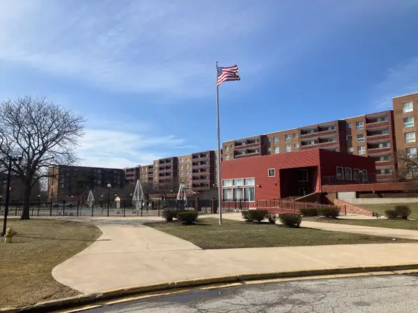 400 Park Avenue #411, Calumet City, IL 60409