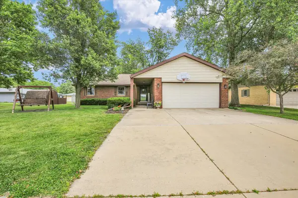 210 N Prospect Avenue, Savoy, IL 61874