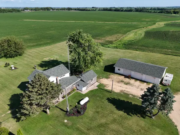 3971 E Rock Grove Road, Orangeville, IL 61060