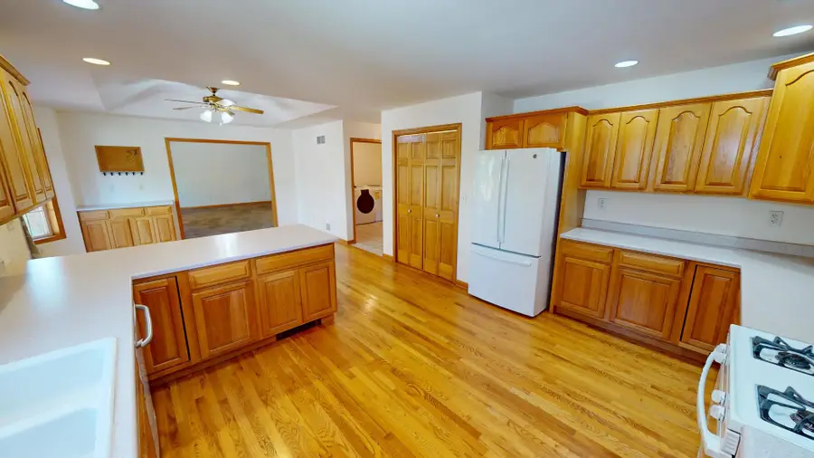 325 W Burlington Drive, Maple Park, IL 60151 - Image #3