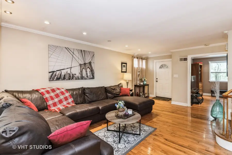 5037 Fargo Avenue, Skokie, IL 60077 - Image #3