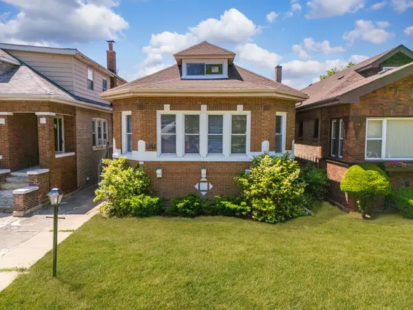 8510 S Blackstone Avenue, Chicago, IL 60619