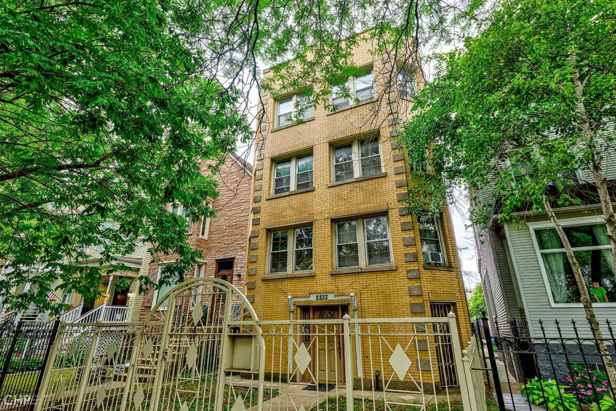 2832 N Mozart Street, Chicago, IL 60618 - #1