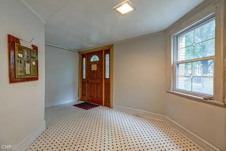2832 N Mozart Street, Chicago, IL 60618 - #3
