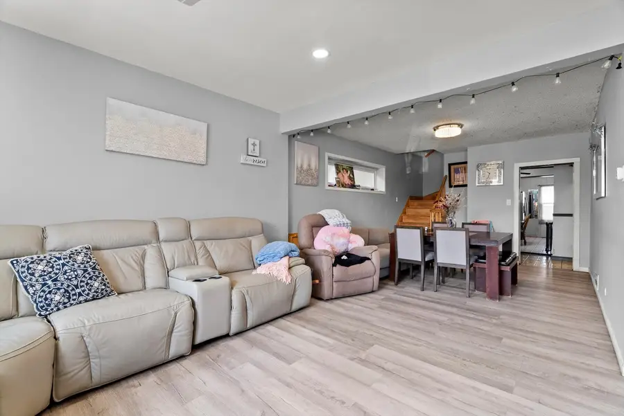 11030 S Avenue L, Chicago, IL 60617 - Image #2