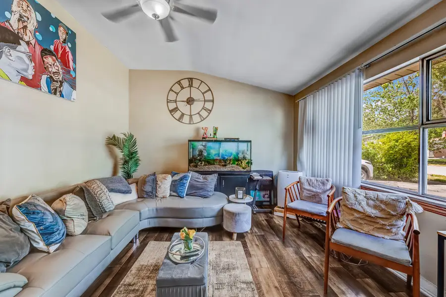 1517 Freeland Avenue, Calumet City, IL 60409 - Image #2