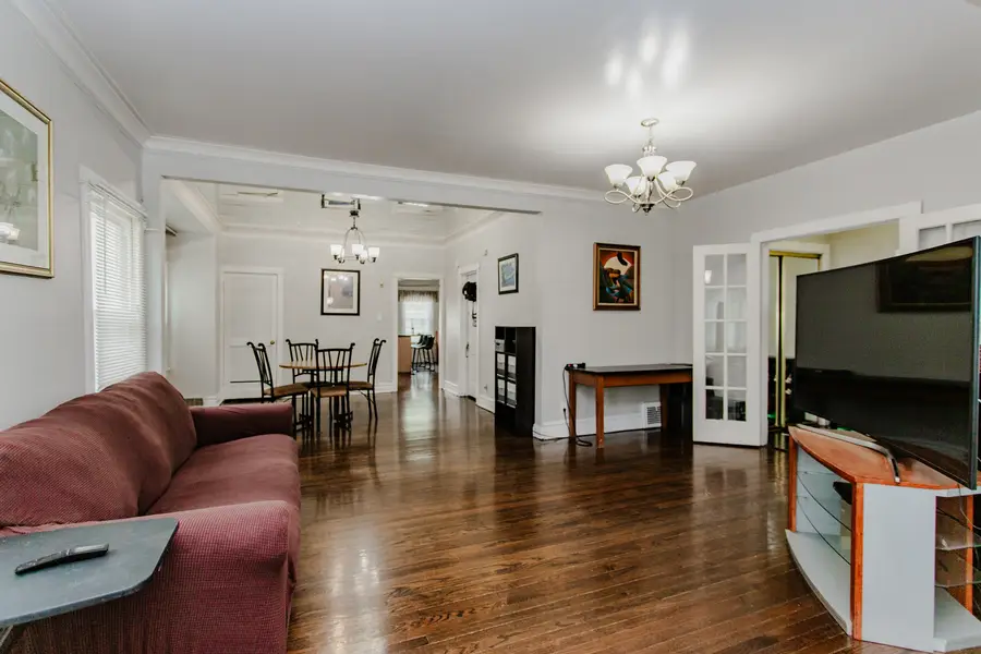1318 N Menard Avenue, Chicago, IL 60651 - Image #2