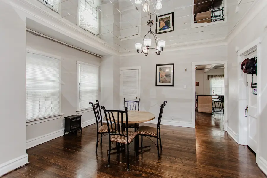 1318 N Menard Avenue, Chicago, IL 60651 - Image #3