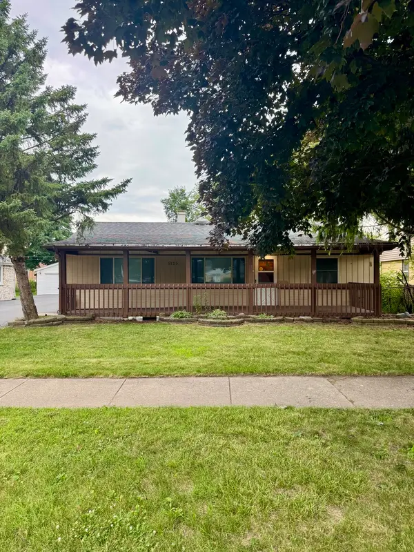 5125 W 101st Street, Oak Lawn, IL 60453