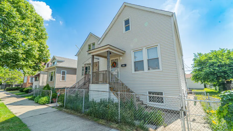 10439 S Avenue M, Chicago, IL 60617 - Image #2