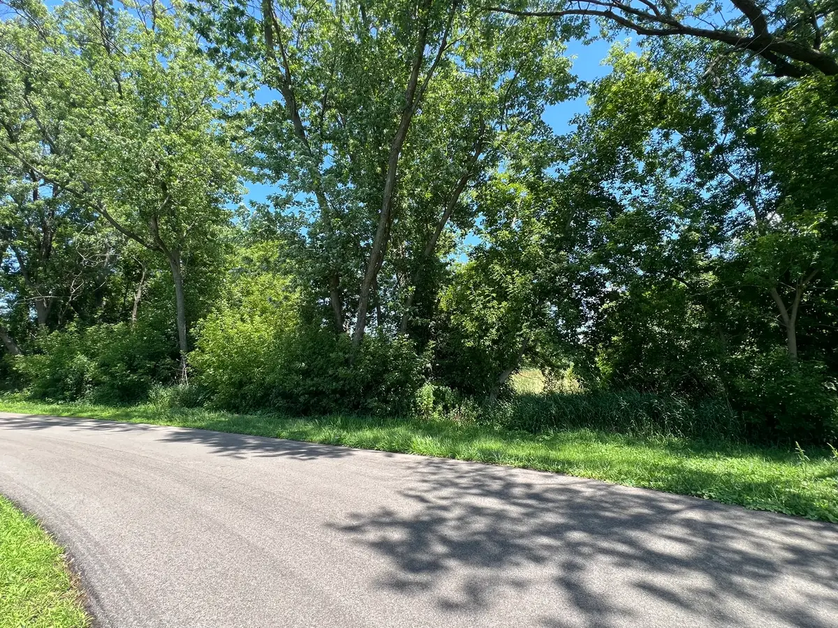 35105 N Ingleside Drive, Ingleside, IL 60041 - Image #1