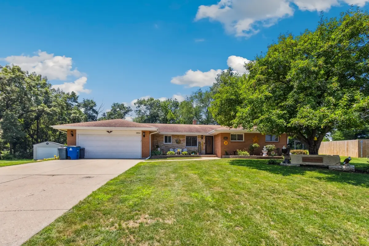 1934 Philip Drive, Dixon, IL 61021 - #1