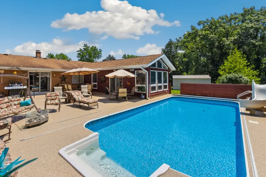 1934 Philip Drive, Dixon, IL 61021 - #3