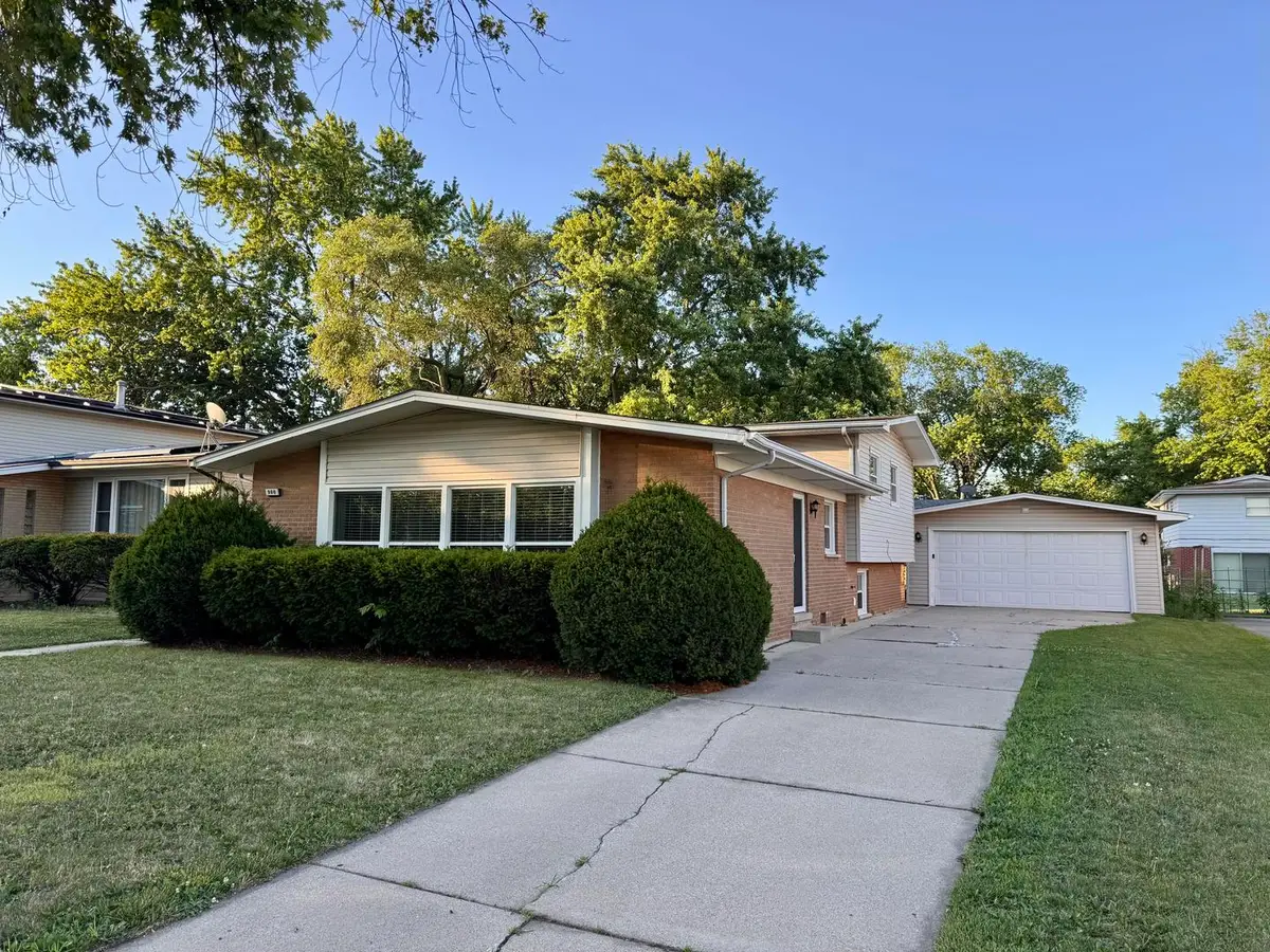 900 W Strieff Lane, Glenwood, IL 60425 - Image #1