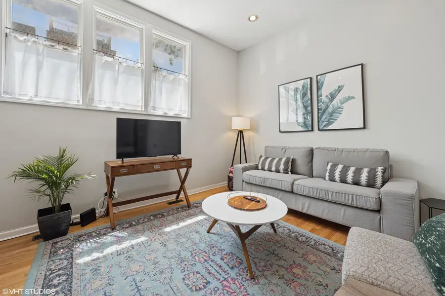 2140 W Belmont Avenue #1F, Chicago, IL 60618 - #3