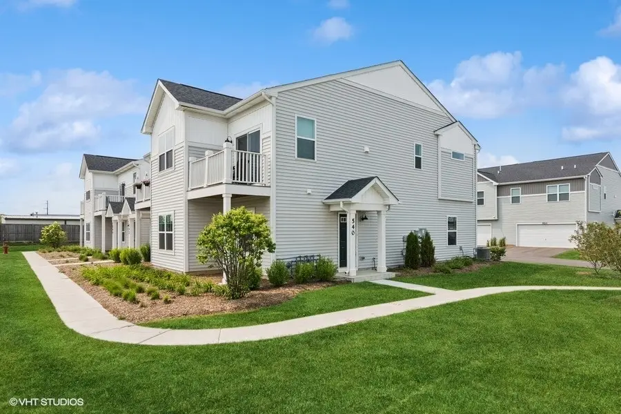 540 Comstock Road, South Elgin, IL 60177 - #1