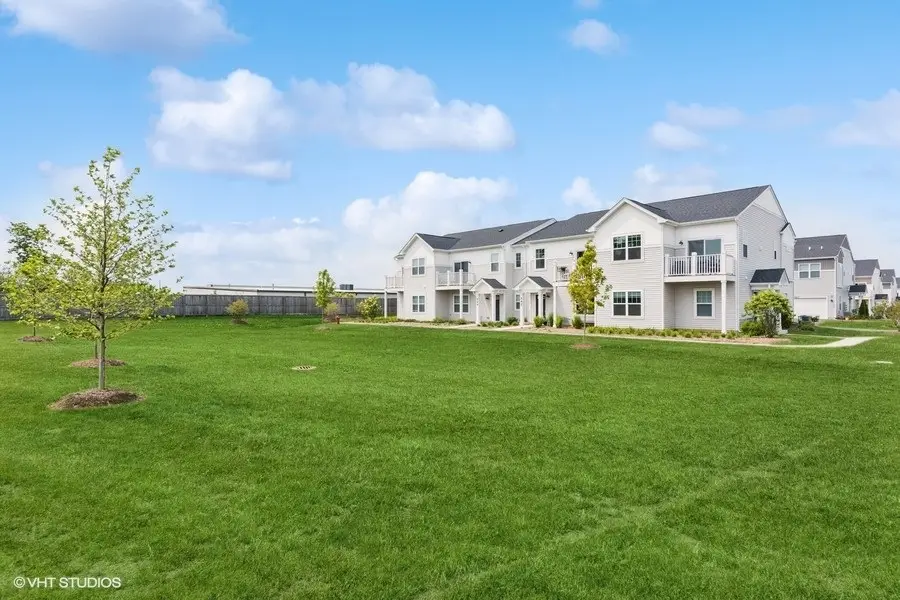 540 Comstock Road, South Elgin, IL 60177 - #3