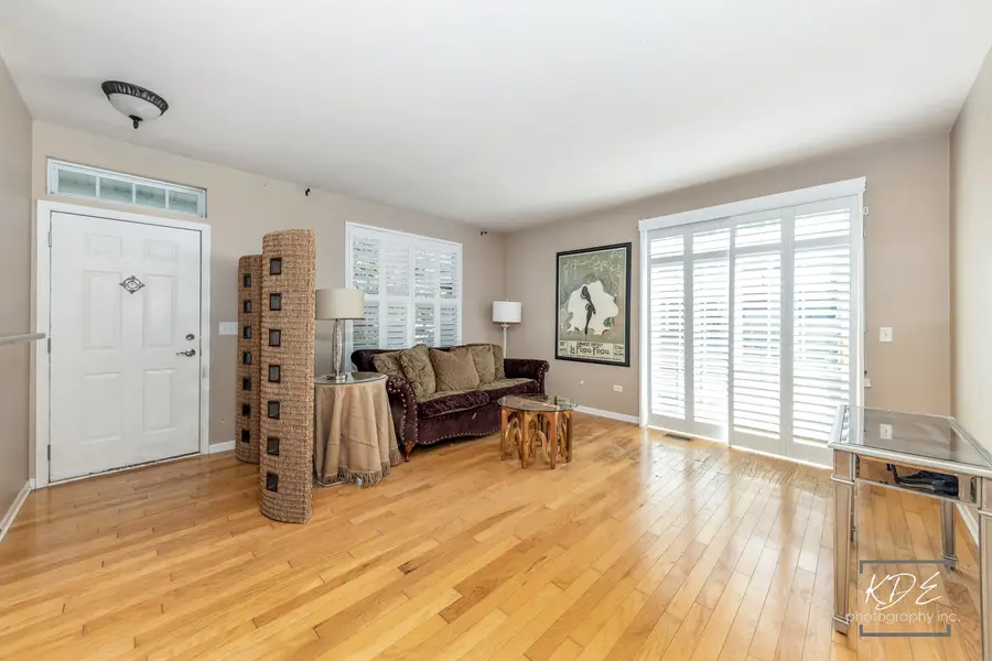 1022 Neudearborn Lane #19-1022, Naperville, IL 60563 - Image #3