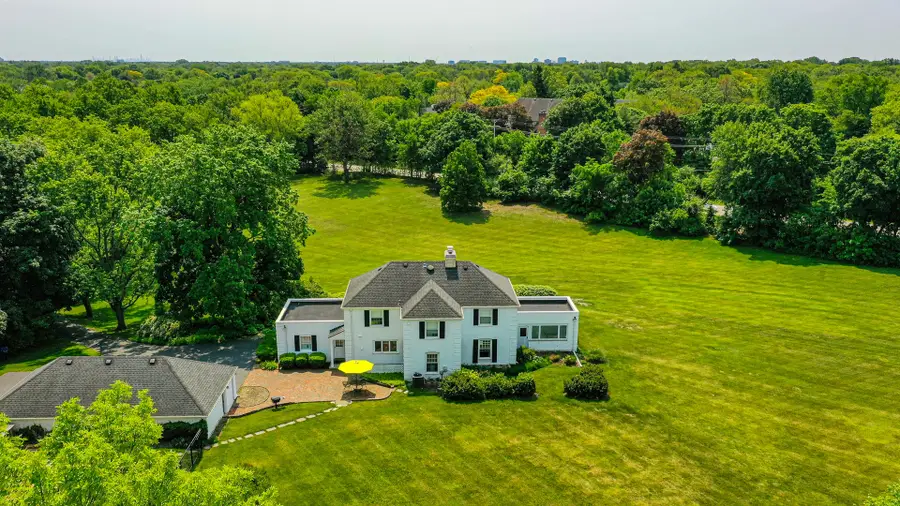 1596 W Palatine Road, Inverness, IL 60067 - Image #2