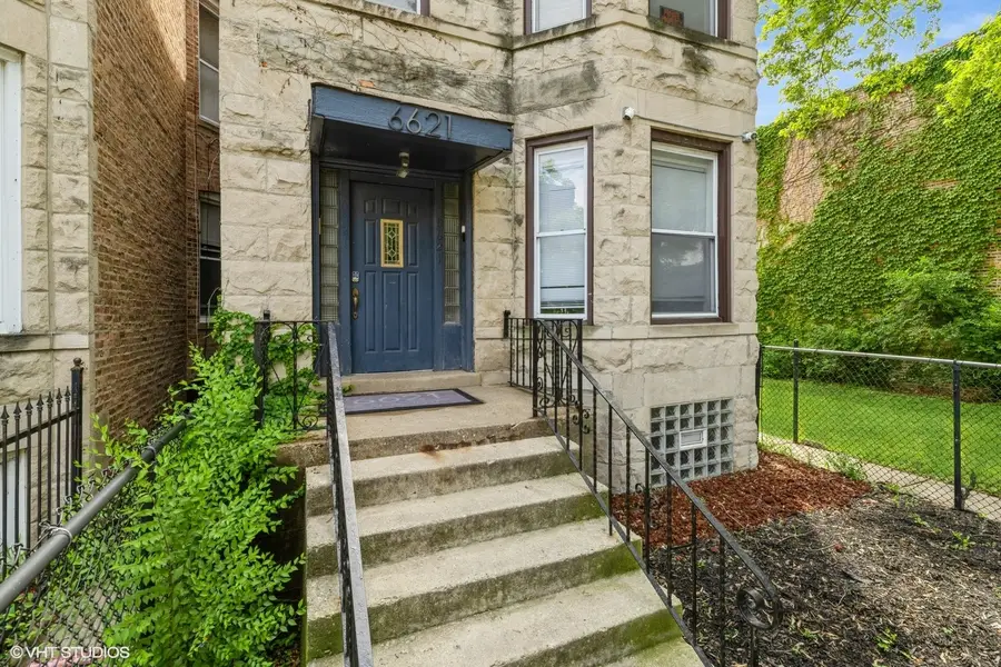 6621 S Marquette Drive, Chicago, IL 60637 - Image #2