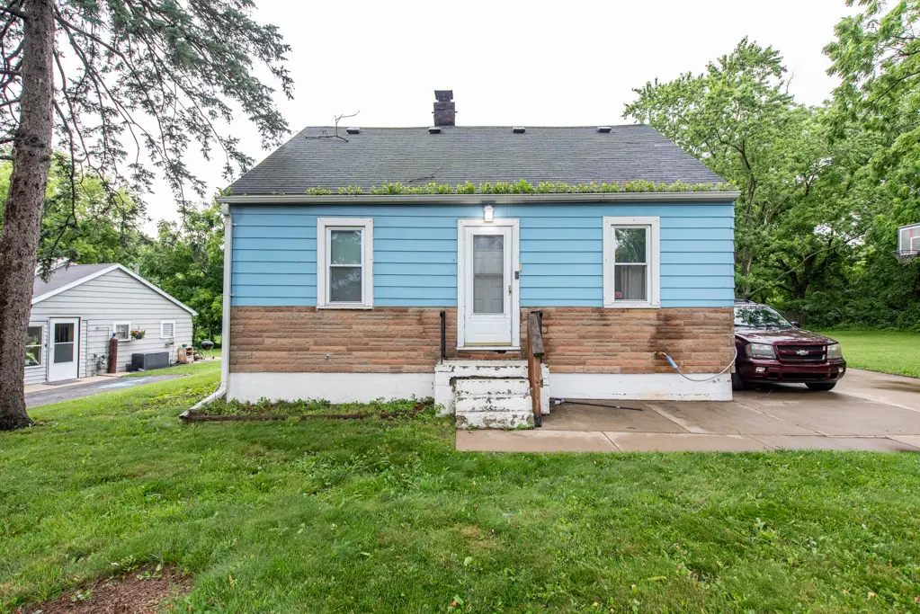 12698 W Grandview Avenue, Waukegan, IL 60085 - Image #1