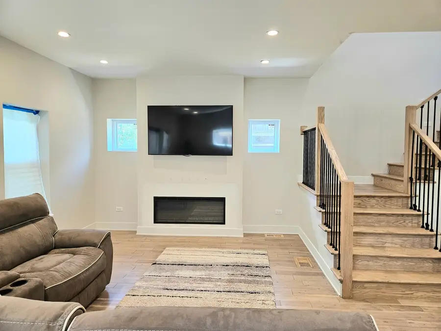 2035 S 11th Avenue, Maywood, IL 60153 - Image #2