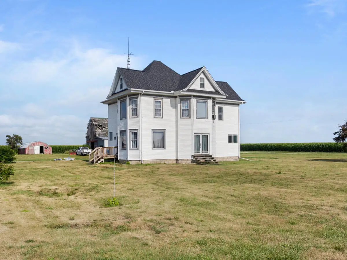 14373 N 1700 East Road, Pontiac, IL 61764 - Image #1