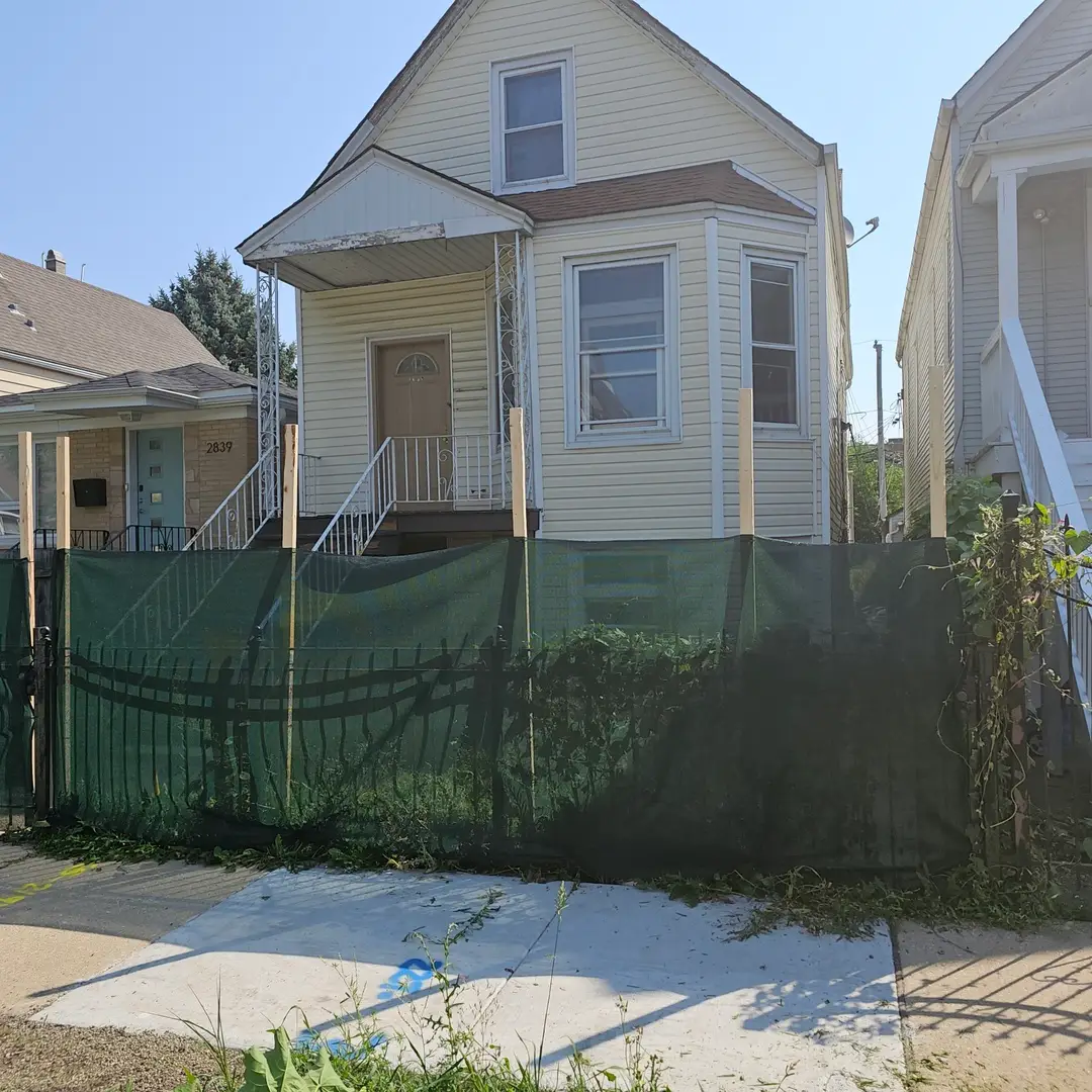2837 N Ridgeway Avenue, Chicago, IL 60618 - Image #1