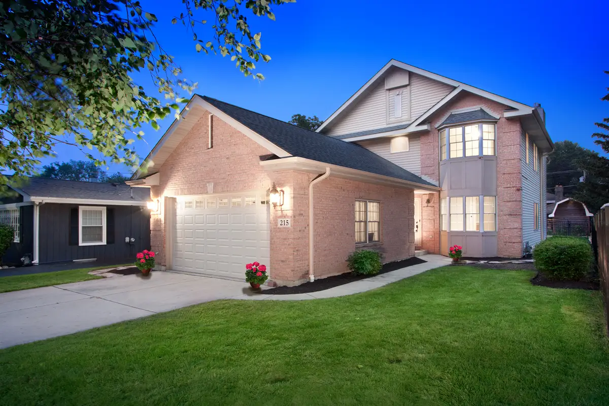 215 N Hager Avenue, Barrington, IL 60010 - #1