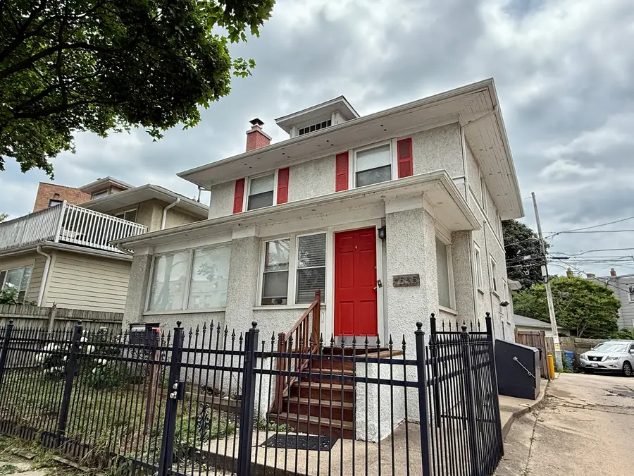 7555 N Rogers Avenue, Chicago, IL 60626 - Image #2