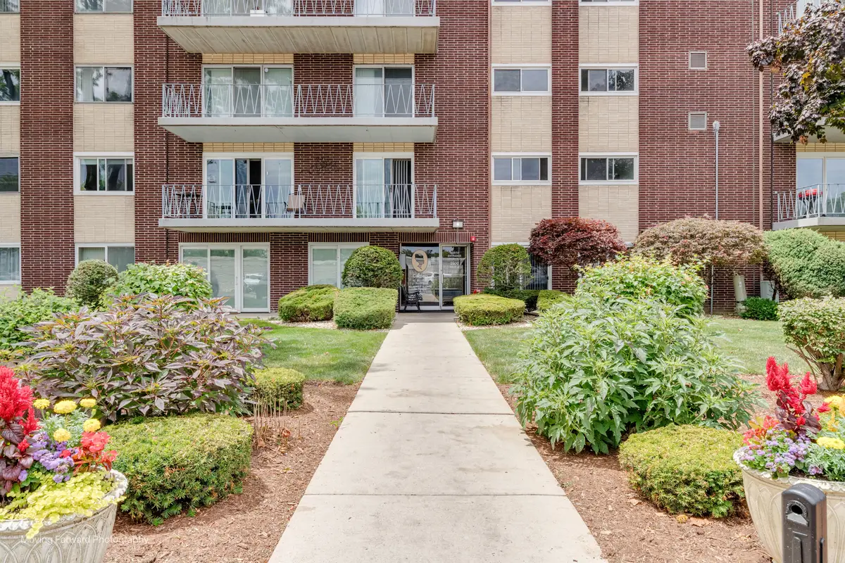 2900 Maple Avenue #13C, Downers Grove, IL 60515 - Image #1
