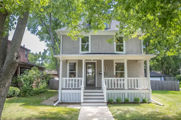 939 Prospect Street, Elgin, IL 60120