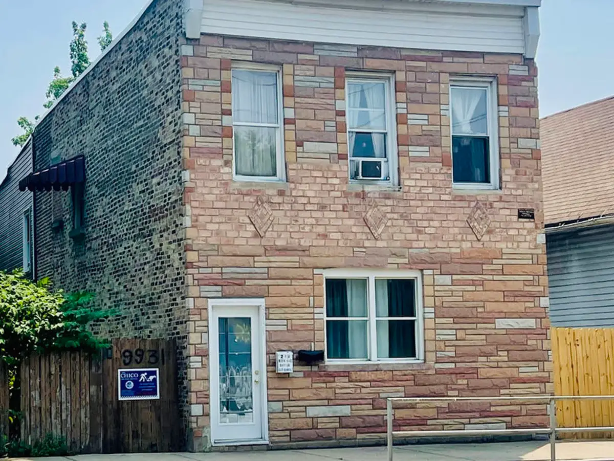 9931 S Ewing Avenue, Chicago, IL 60617 - Image #1