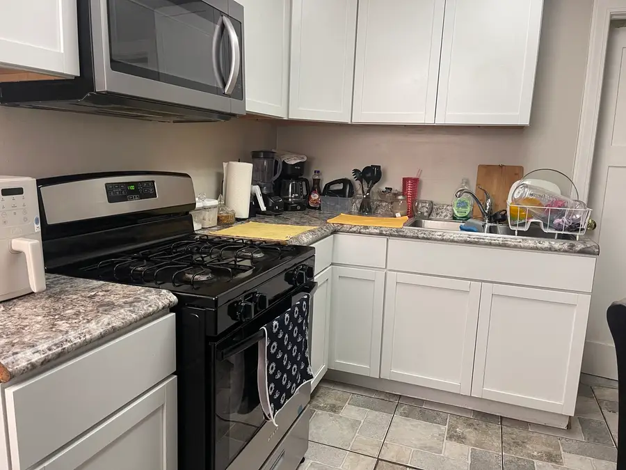 9931 S Ewing Avenue, Chicago, IL 60617 - Image #2