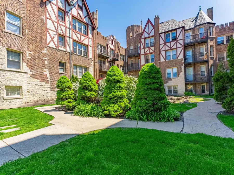 5717 N Kimball Avenue #2N, Chicago, IL 60659 - Image #2