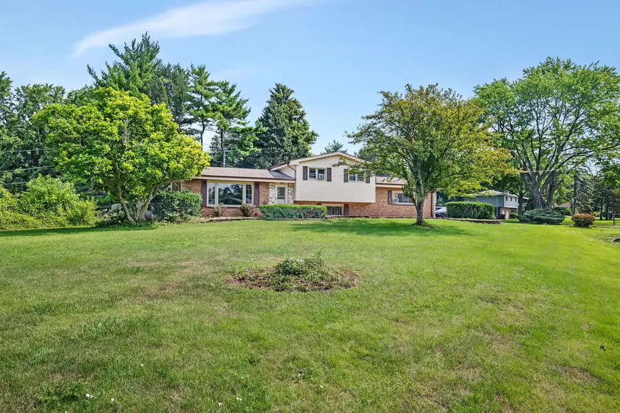 20W260 Meadow Lane, Lemont, IL 60439 - Image #3