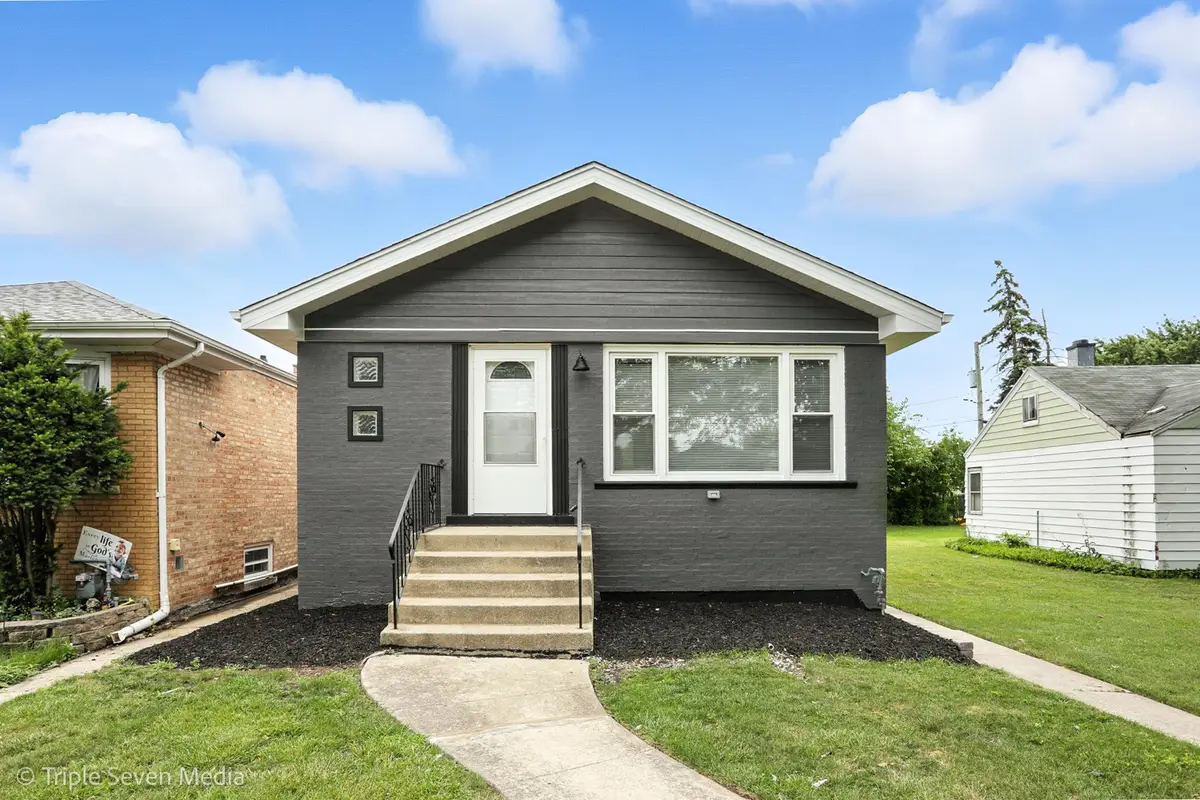 7707 Linder Avenue, Burbank, IL 60459 - #1