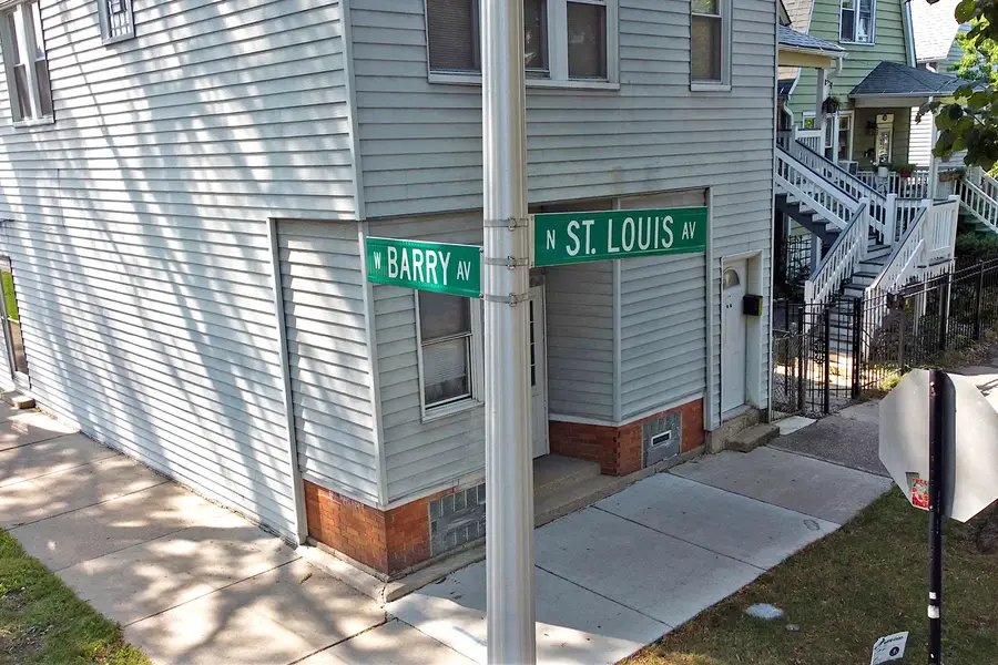 3100 N Saint Louis Avenue, Chicago, IL 60618 - Image #2