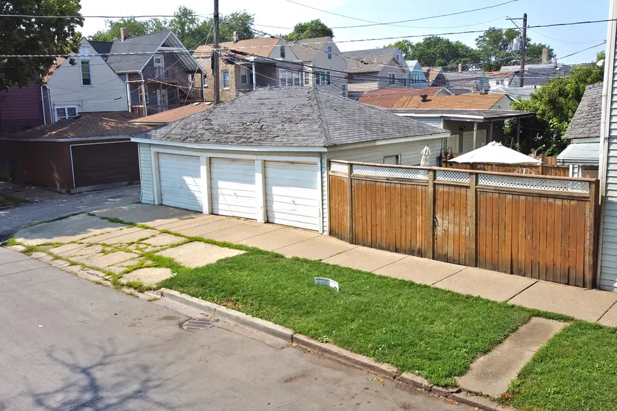 3100 N Saint Louis Avenue, Chicago, IL 60618 - Image #3