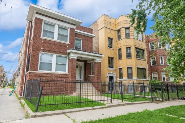 7846 S Bennett Avenue, Chicago, IL 60649