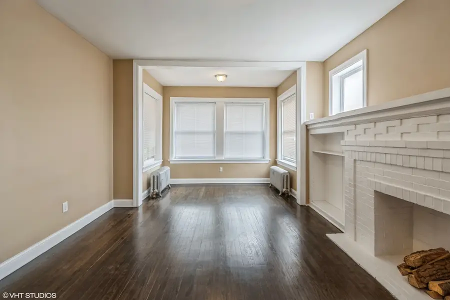 7846 S Bennett Avenue, Chicago, IL 60649 - Image #3