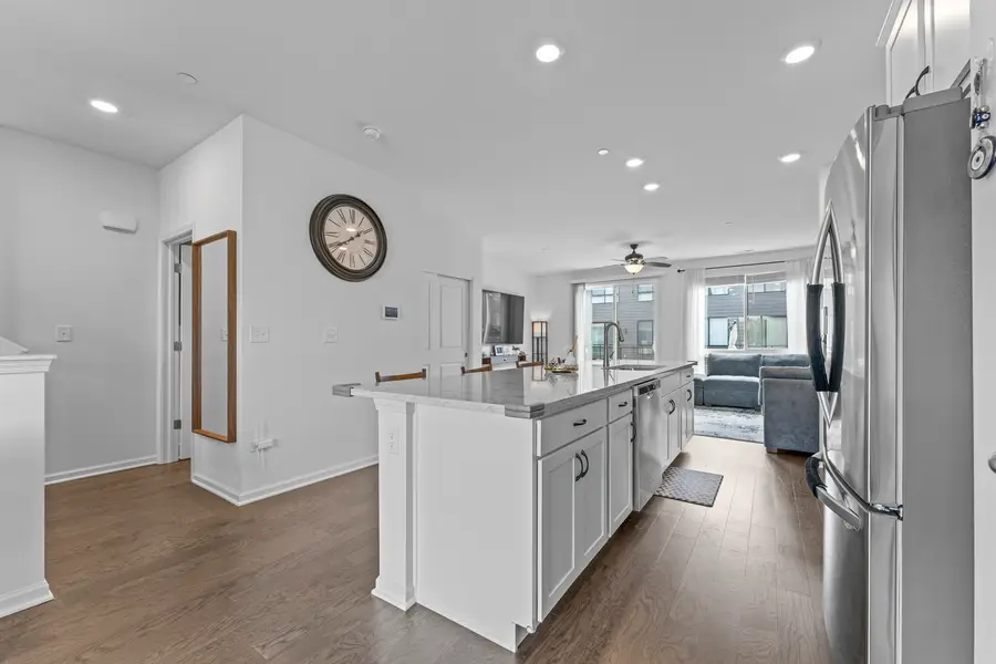 1272 Quadrant Lane, Schaumburg, IL 60173 - Image #3