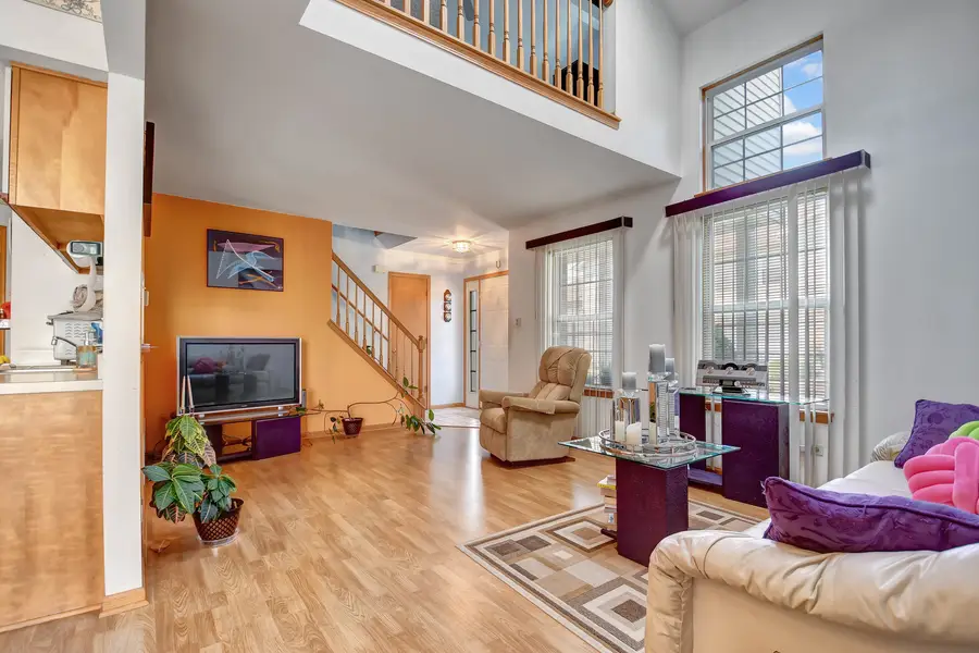 7420 Maple Drive, Justice, IL 60458 - Image #2