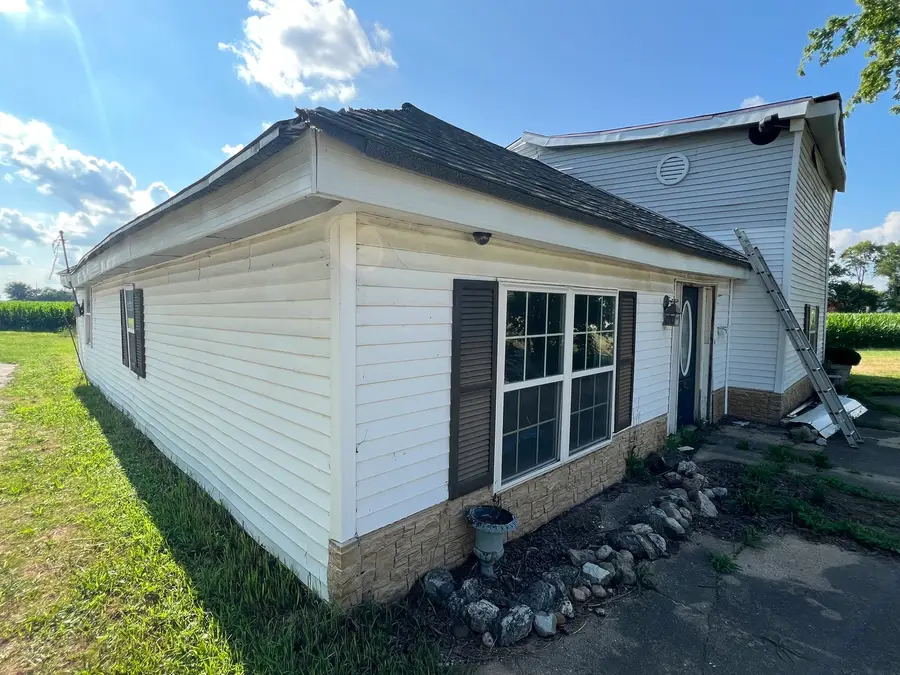 303 N Main Street, Seymour, IL 61875 - Image #2